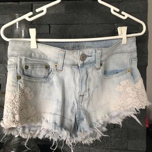 American Eagle frayed jean shorts